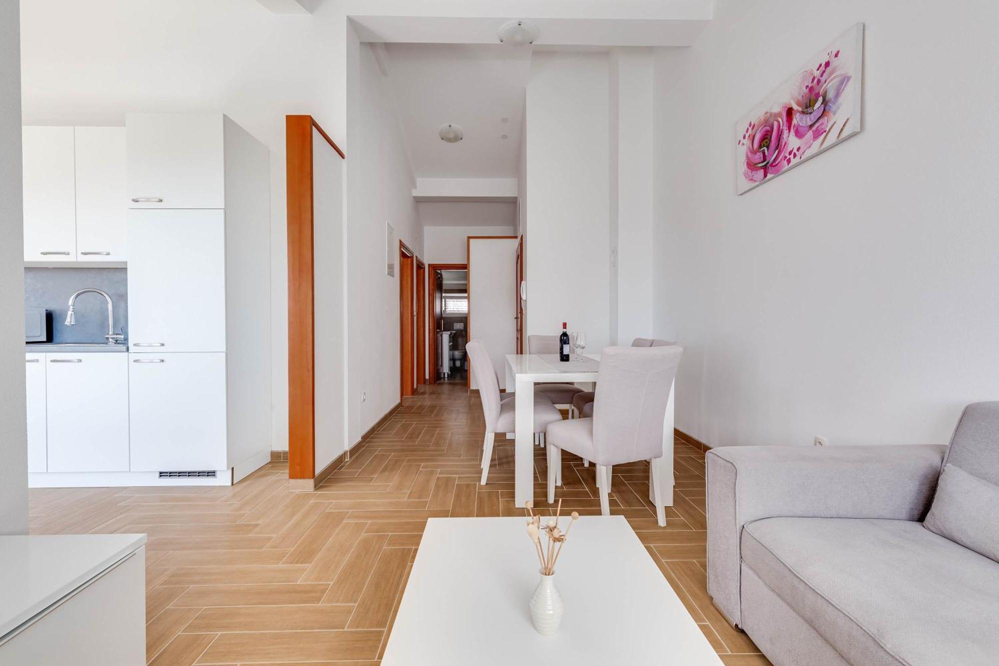 Apartmani Pocrnic Pakoštane Extérieur photo