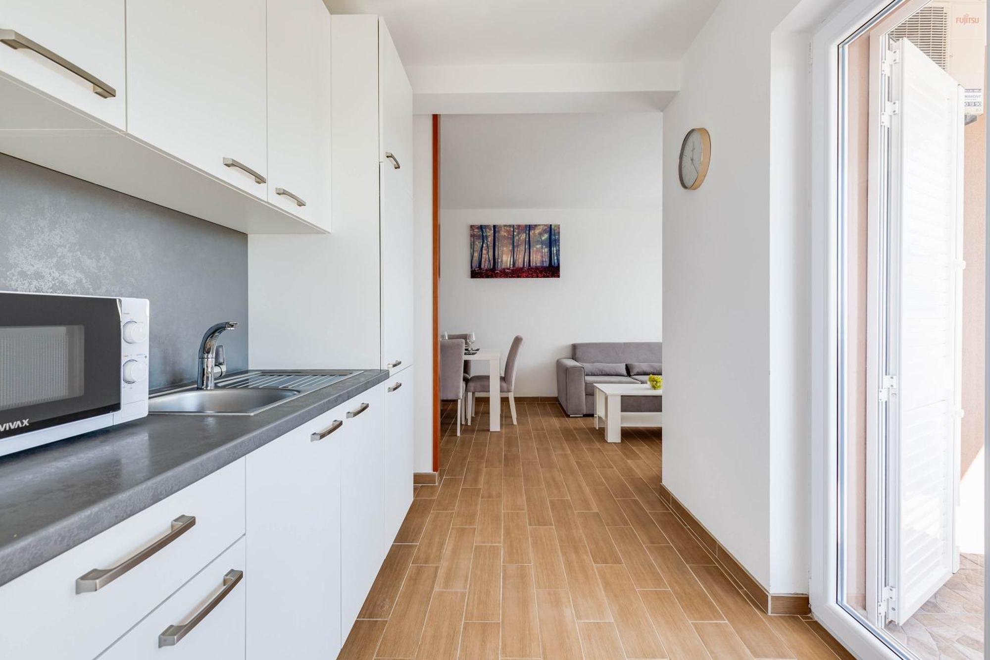 Apartmani Pocrnic Pakoštane Extérieur photo